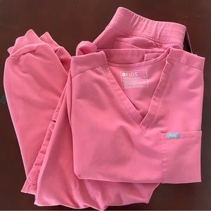 FIGS Scrub Set - M - Dessert Rose - used once!